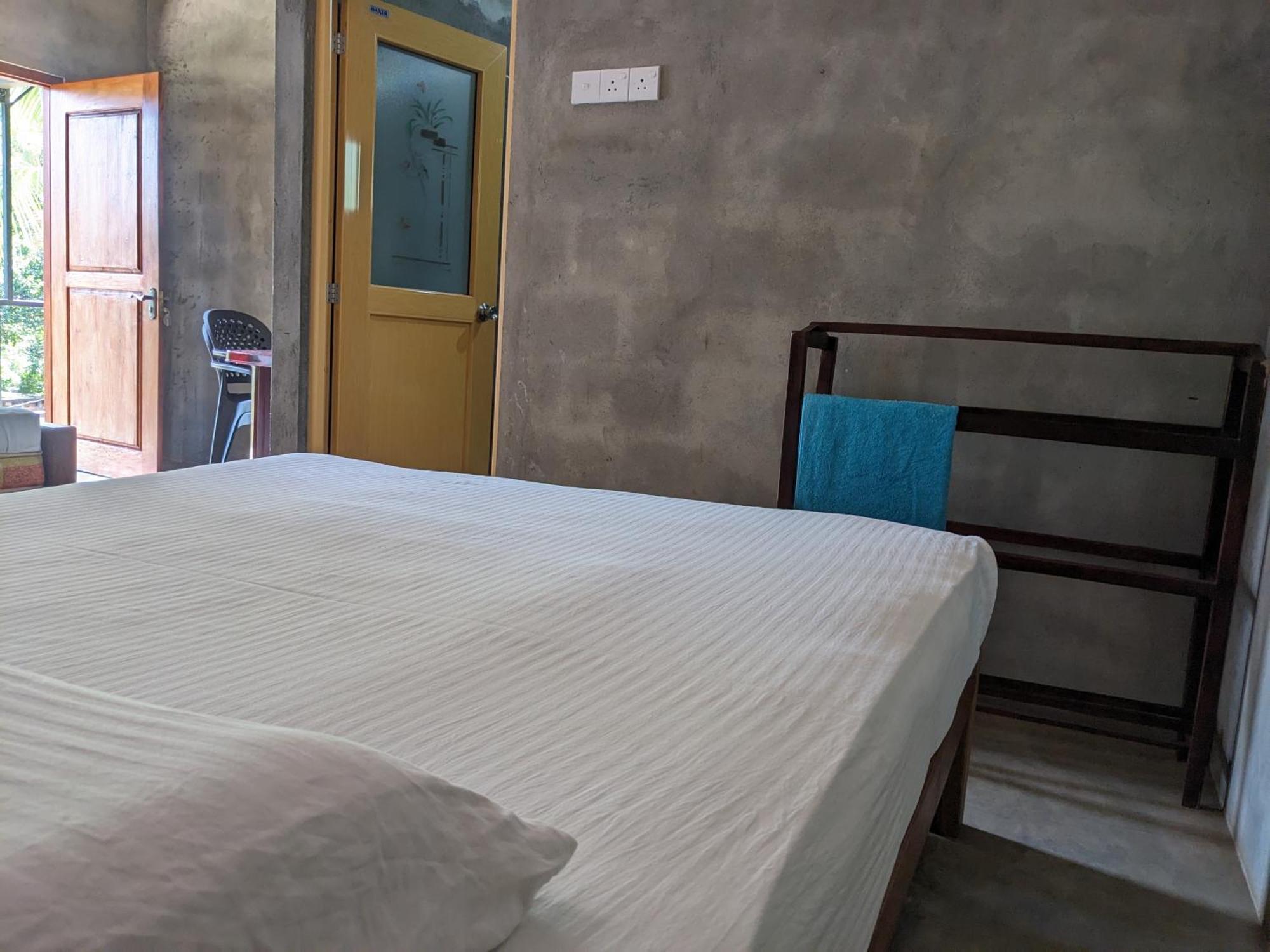 Afenta Motel- Mihintale Extérieur photo